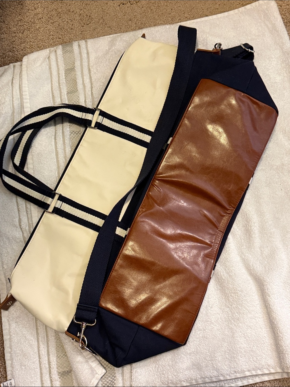 Ralph Lauren Navy and Cream Canvas Duffel - Picture 2 of 5